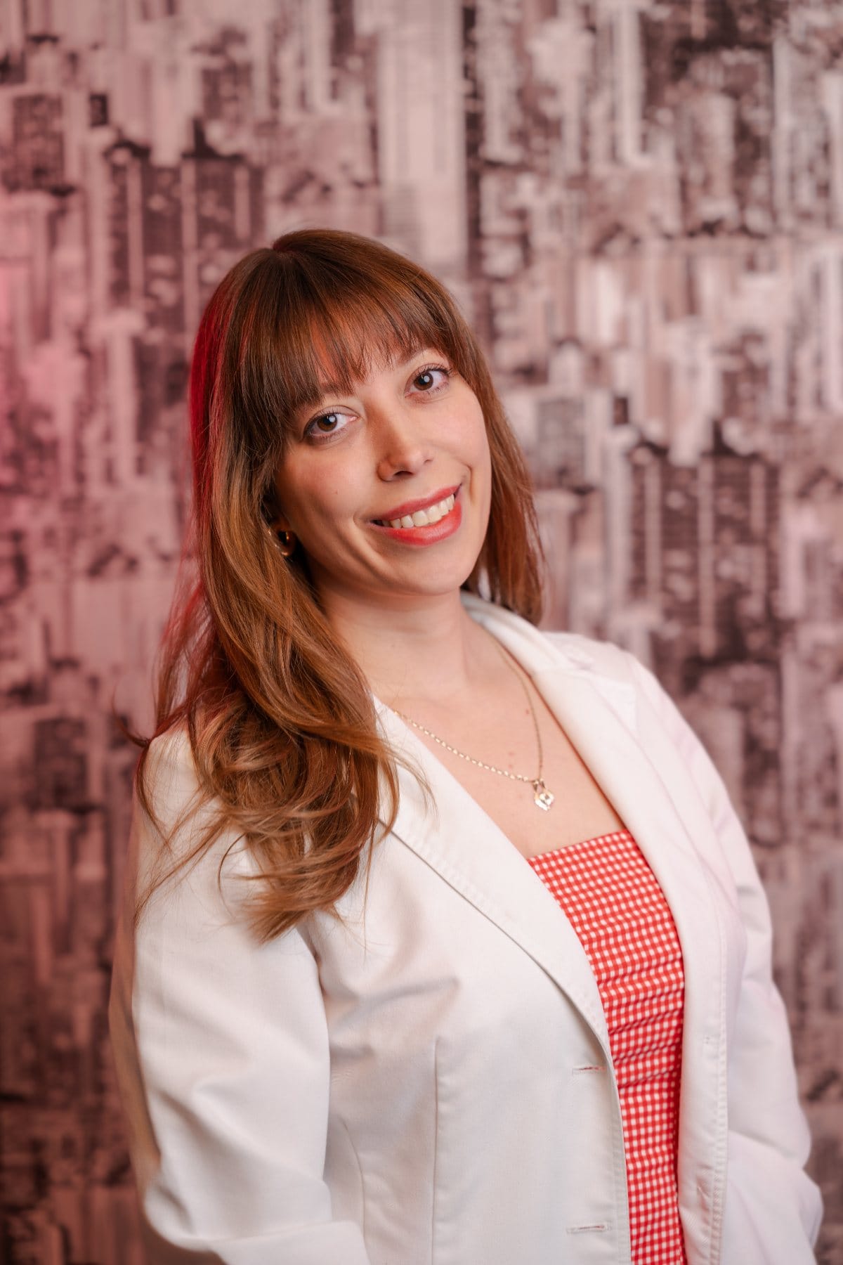 Sitio web de la Dra. Cynthia Morales, diseñado por Bloom